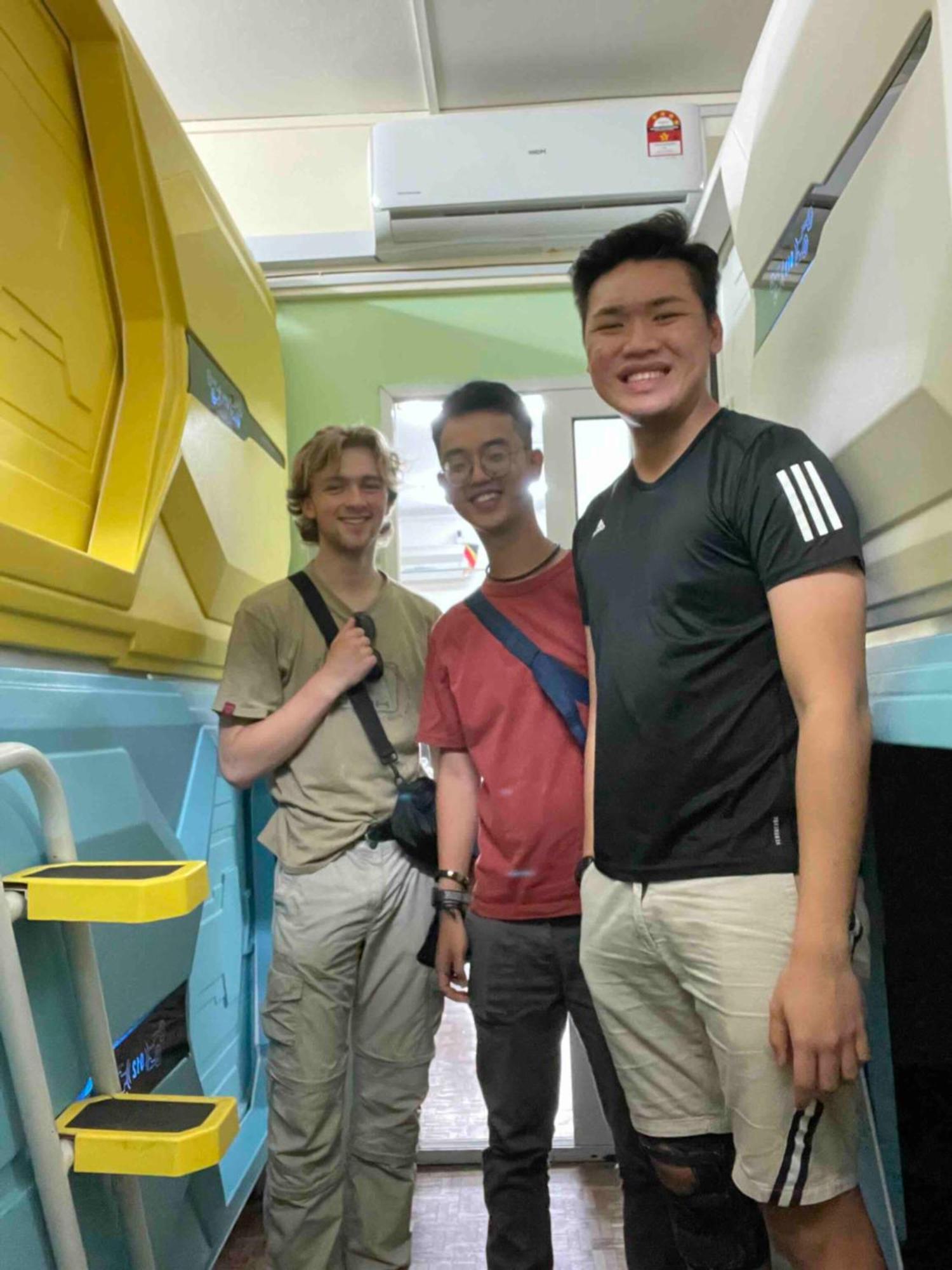 Pelangi Capsule Hostel ジョホールバル エクステリア 写真